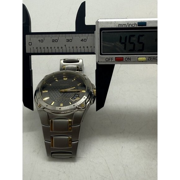 Pulsar VX42-X310 Stainless Steel Men's Watch Round Silver Gold Tone WR 100M Date - Picture 5 of 7